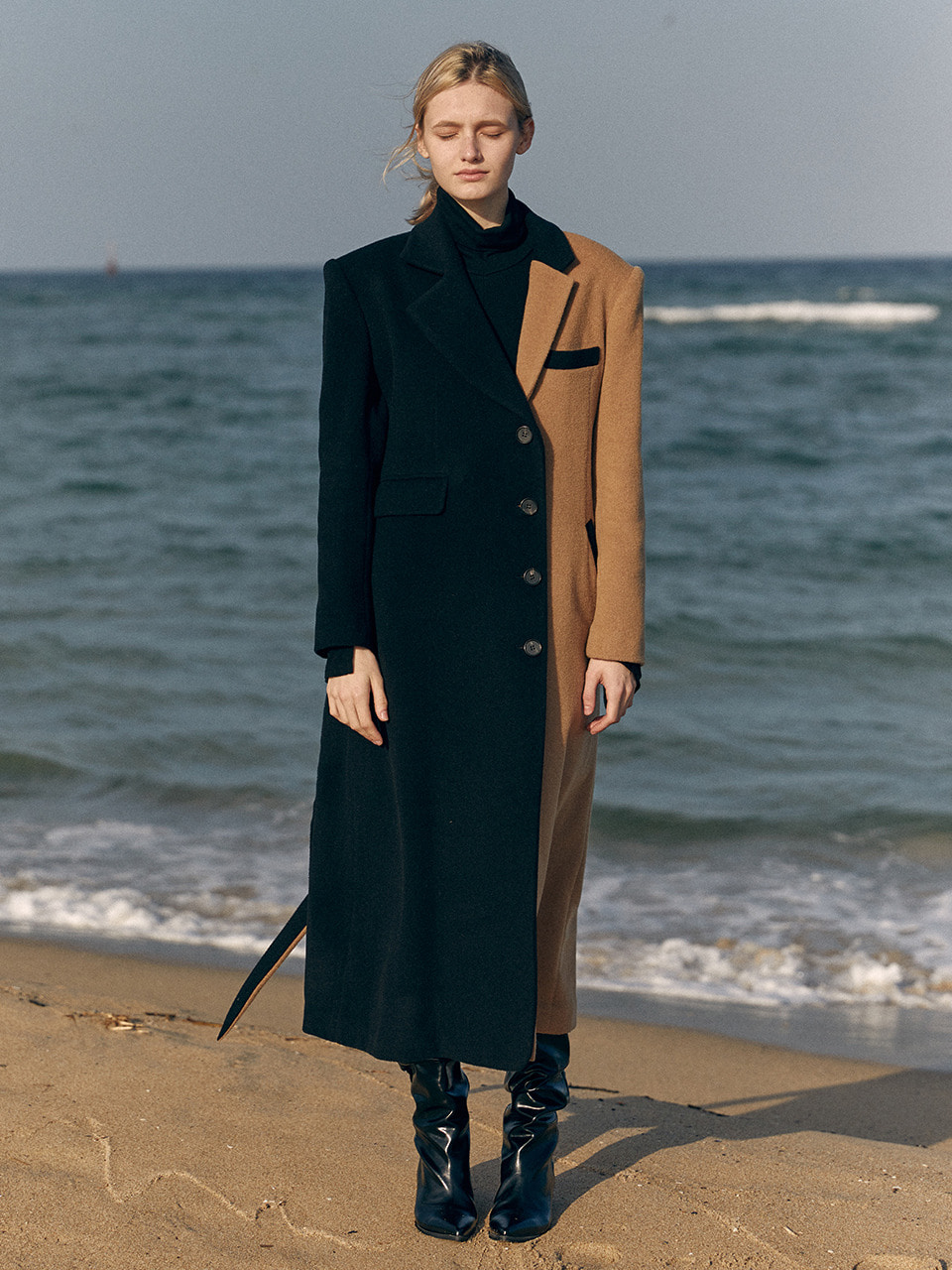 unbalanced tailored wool long coat (beige+black)