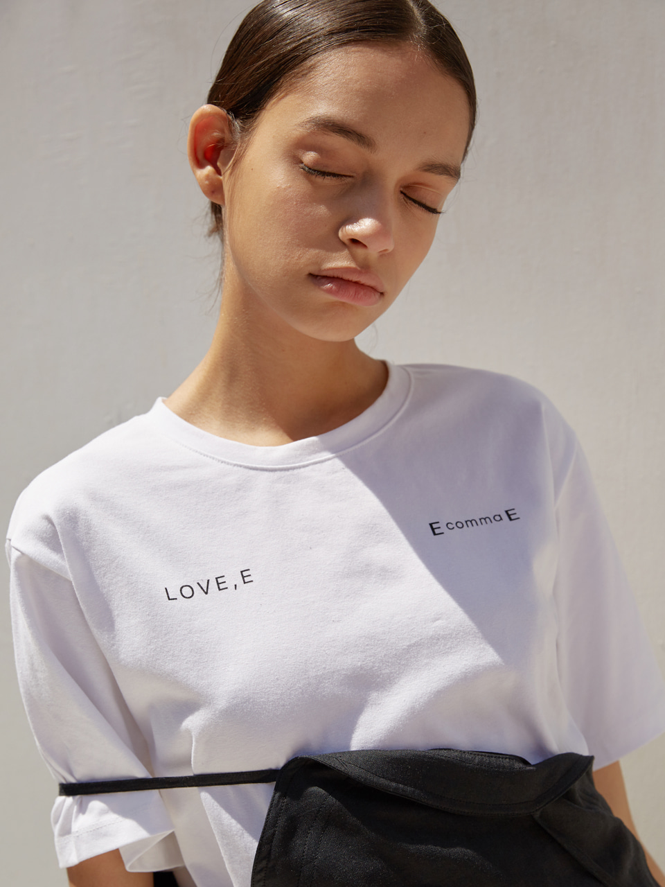 LOVE,E t-shirt (white)