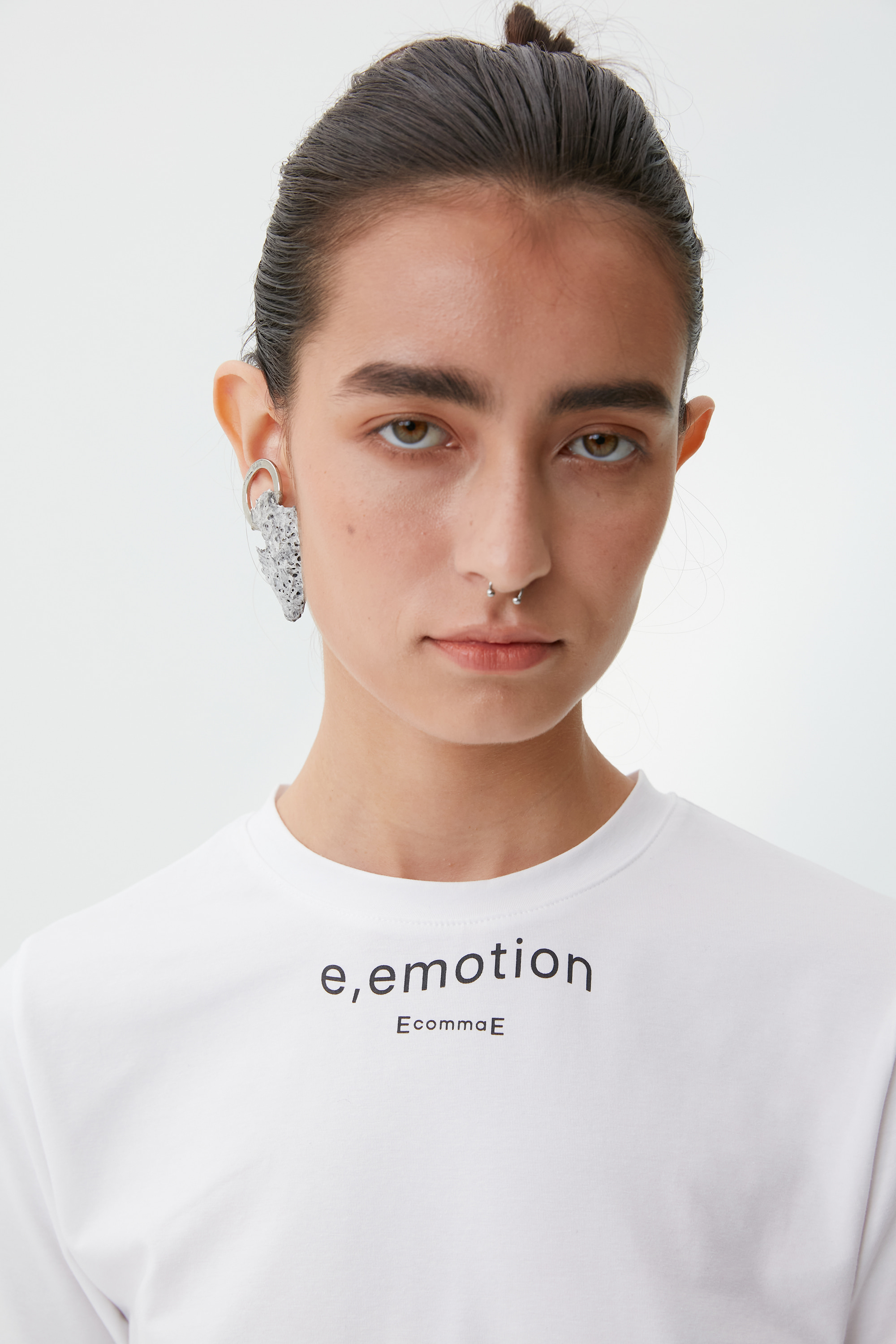 e,emotion T-SHIRT (WHITE)